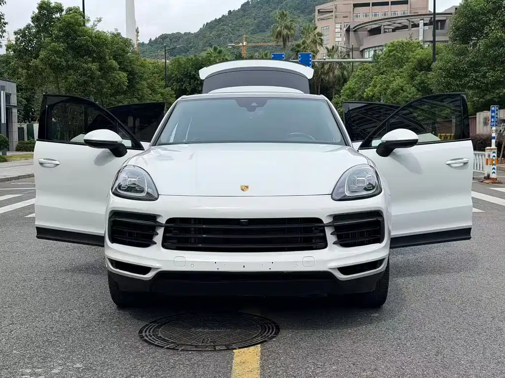 Porsche Cayenne 2020