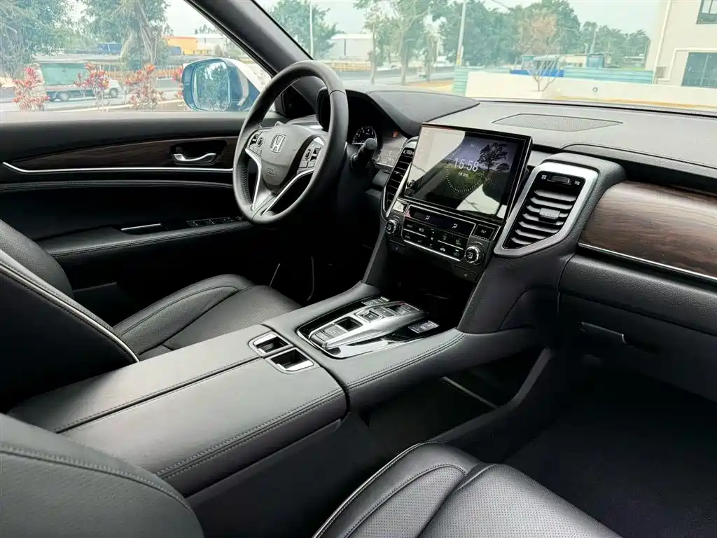 Honda UR-V 2018 — фото 24