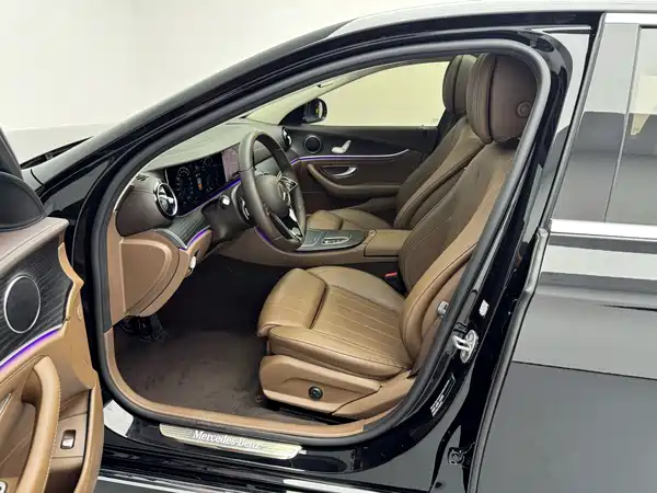 Mercedes-Benz E-Class 2023