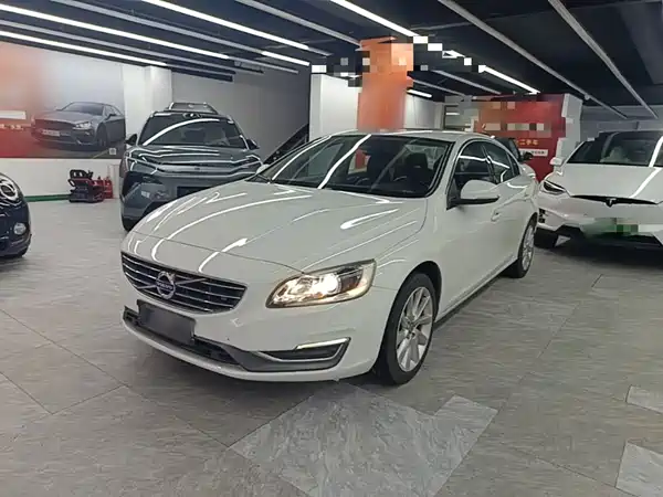 Volvo S60 2014