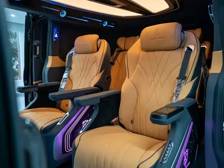 Ford Tourneo — фото 4