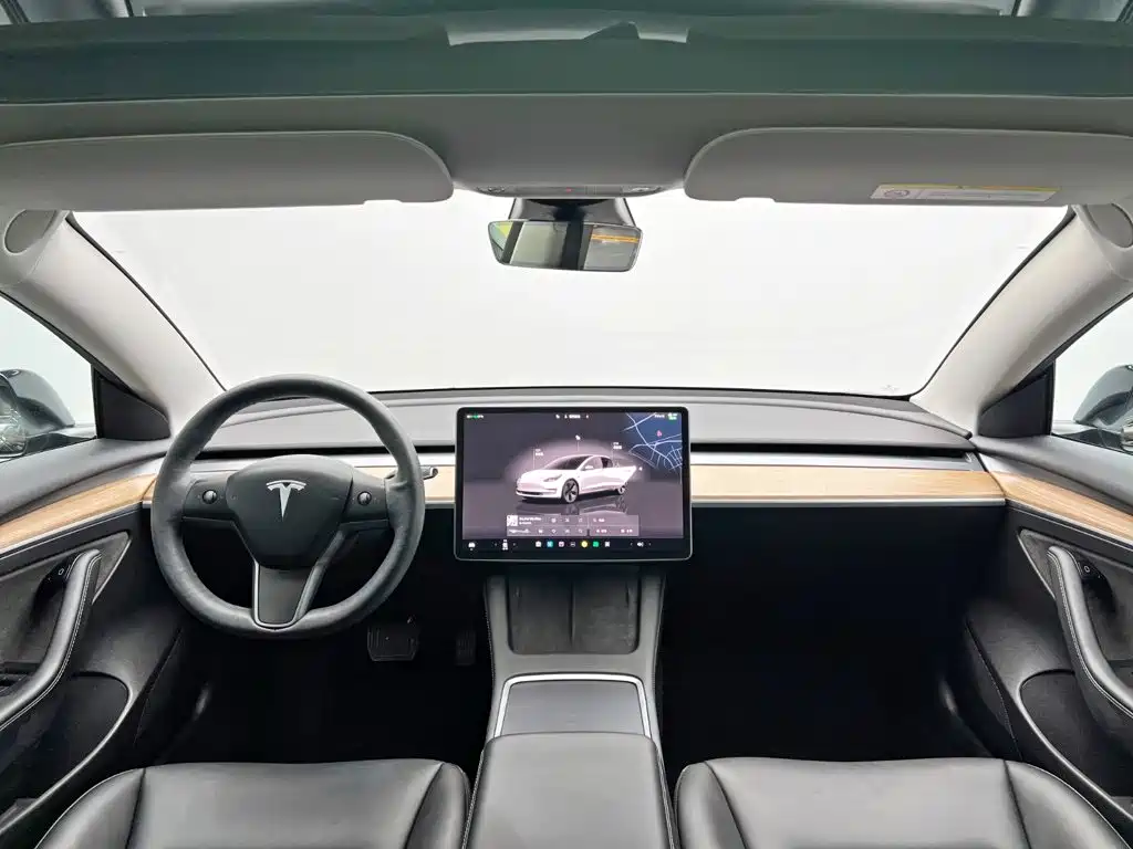 Tesla Model 3 2023 — фото 23