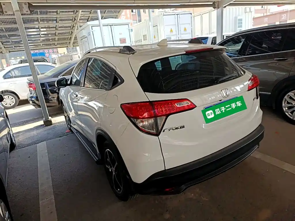 Honda Vezel 2022 — фото 23