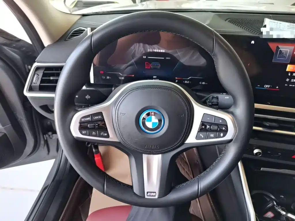 BMW i3 2023 — фото 11