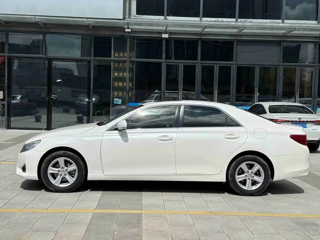 Toyota Reiz 2017