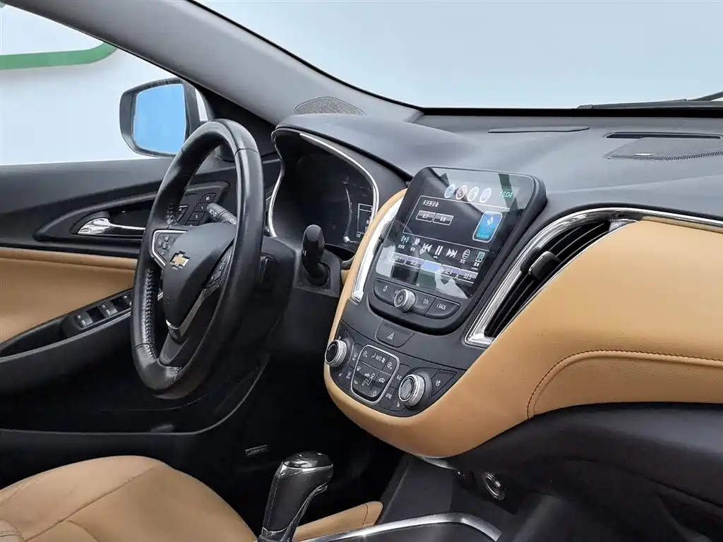 Chevrolet Malibu XL 2017 — фото 22