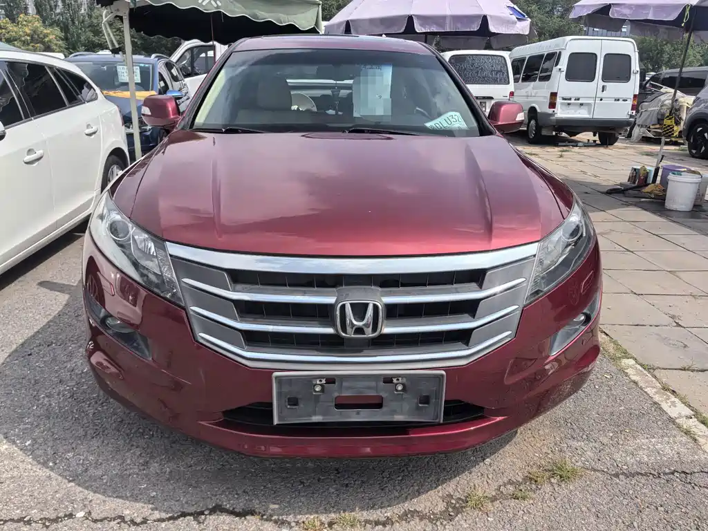 Honda Crosstour 2013 — фото 2