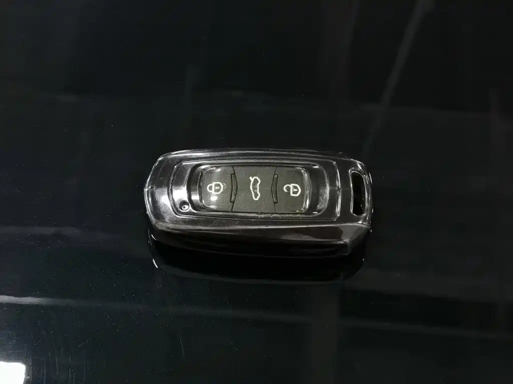 Geely Galaxy Panda 2025 — фото 19
