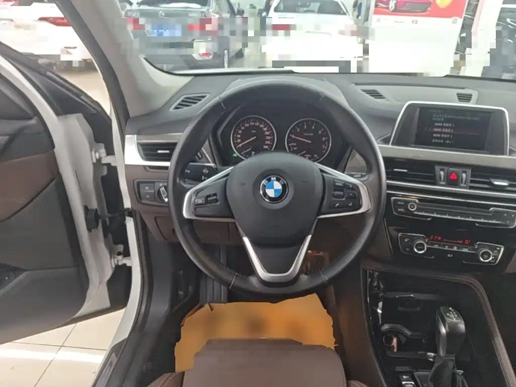BMW X1 2017 — фото 17