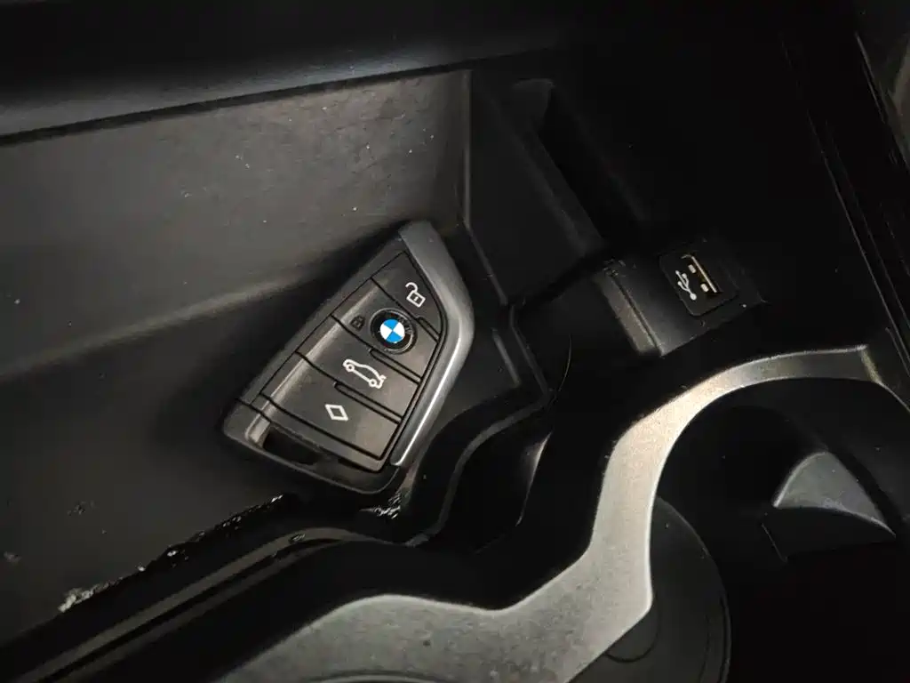 BMW X3 2020 — фото 17