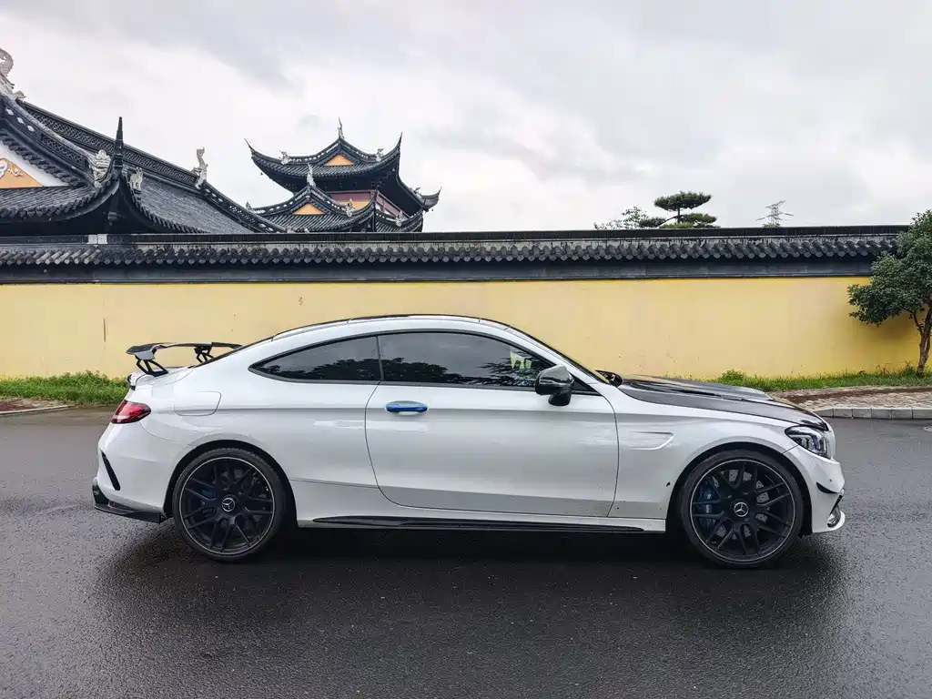 Mercedes-Benz C-Class AMG 2022 — фото 17