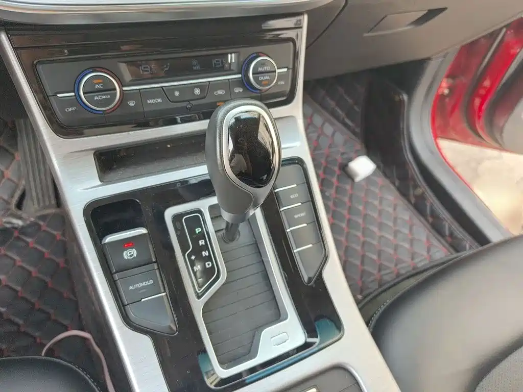 Geely Emgrand GS 2020