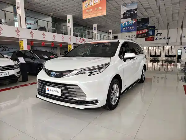 Toyota Sienna 2022