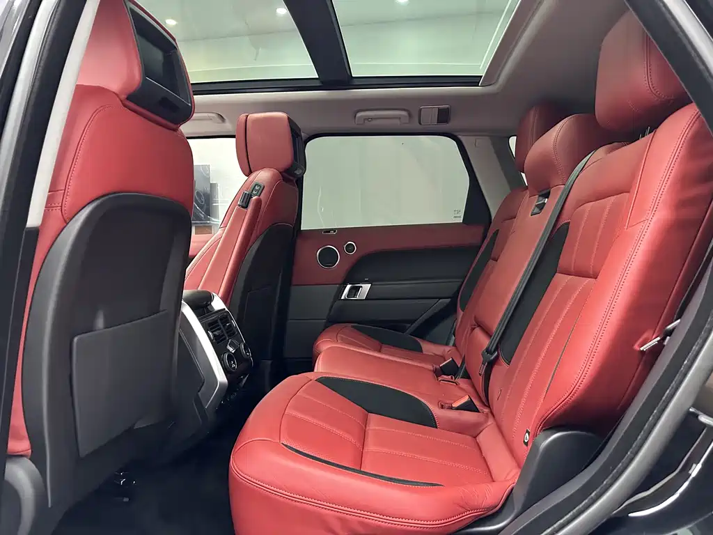 Land Rover Range Rover Sport 2022 — фото 11