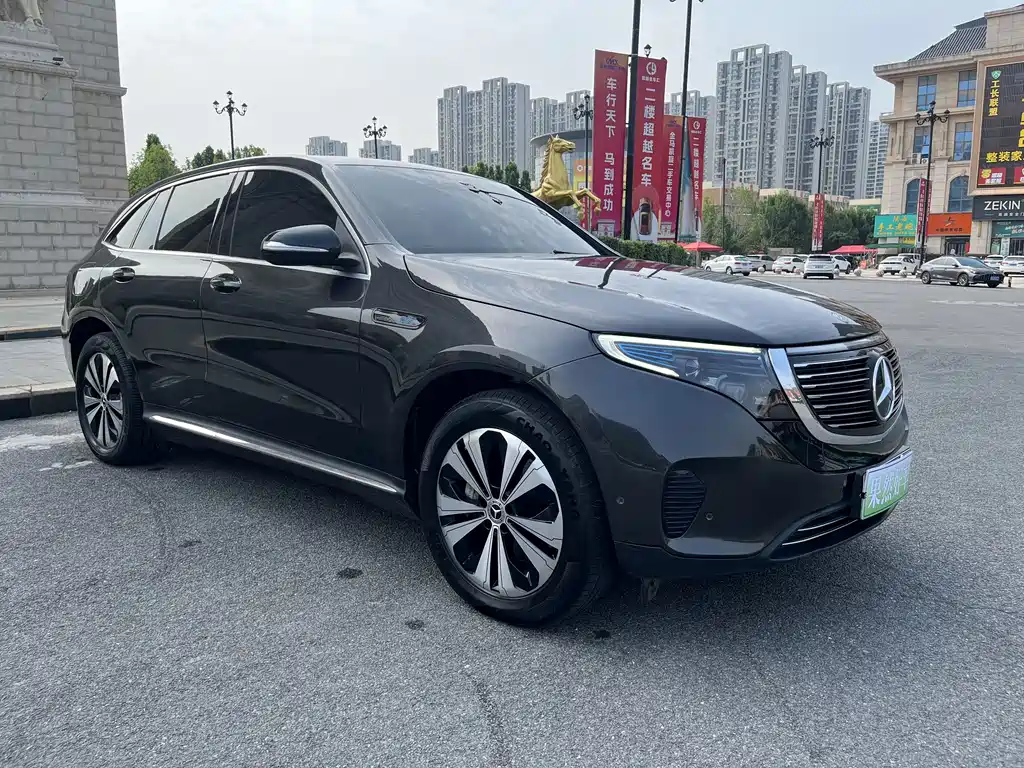 Mercedes-Benz EQC 2021 — фото 3