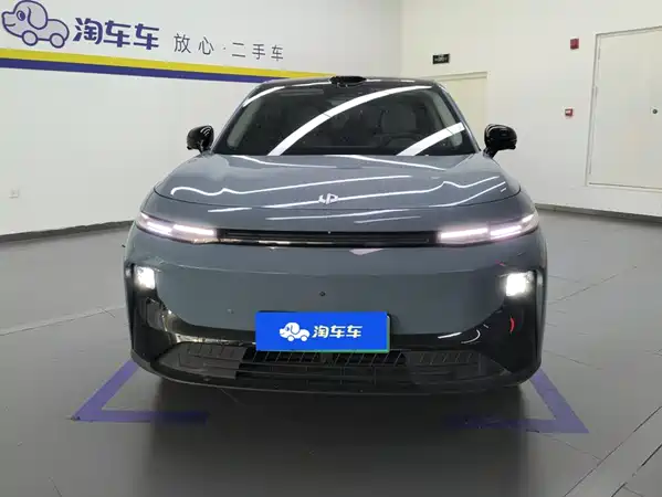 Leapmotor B10 2025