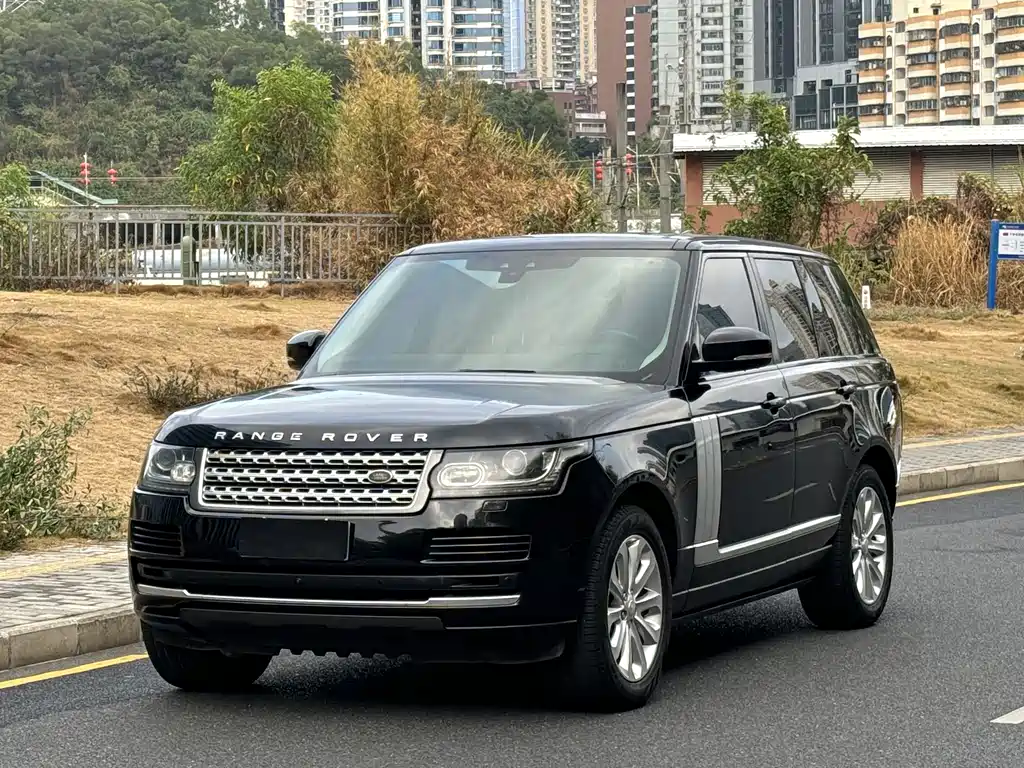 Land Rover Range Rover 2018 — фото 1