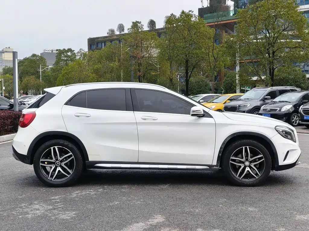 Mercedes-Benz GLA 2017 — фото 4
