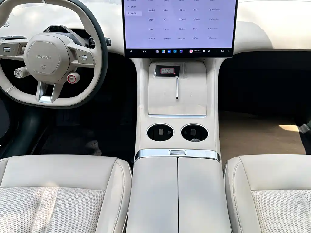 Xiaomi YU7 2025 — фото 13