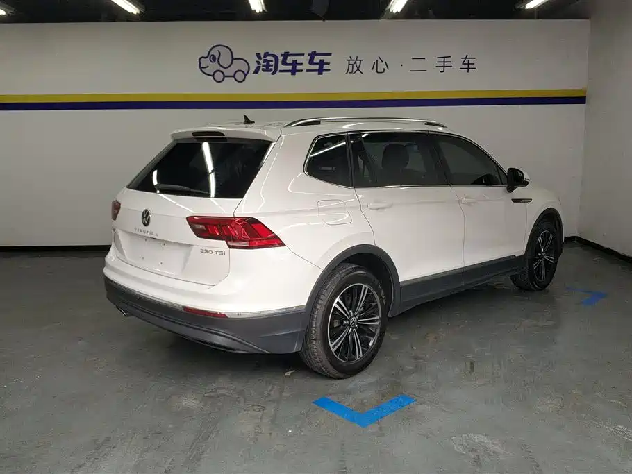 Volkswagen Tiguan L 2021 — фото 3