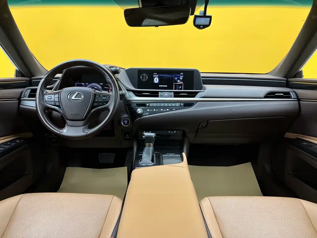 Lexus ES 2021 — фото 11