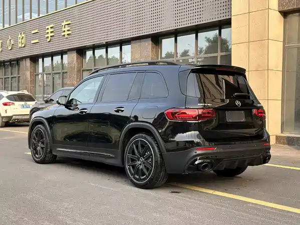 Mercedes-Benz GLB AMG 2024