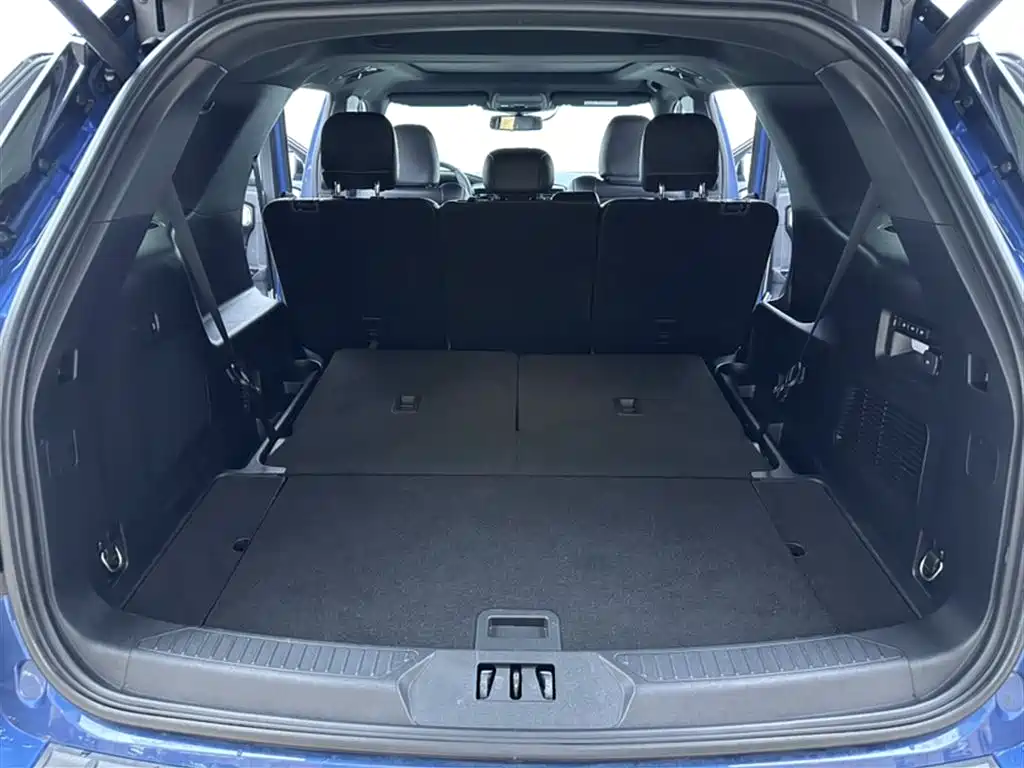 Ford Explorer 2020 — фото 21