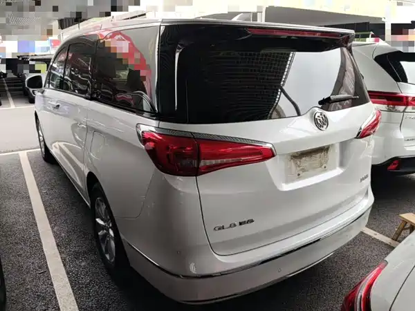 Buick GL8 2017