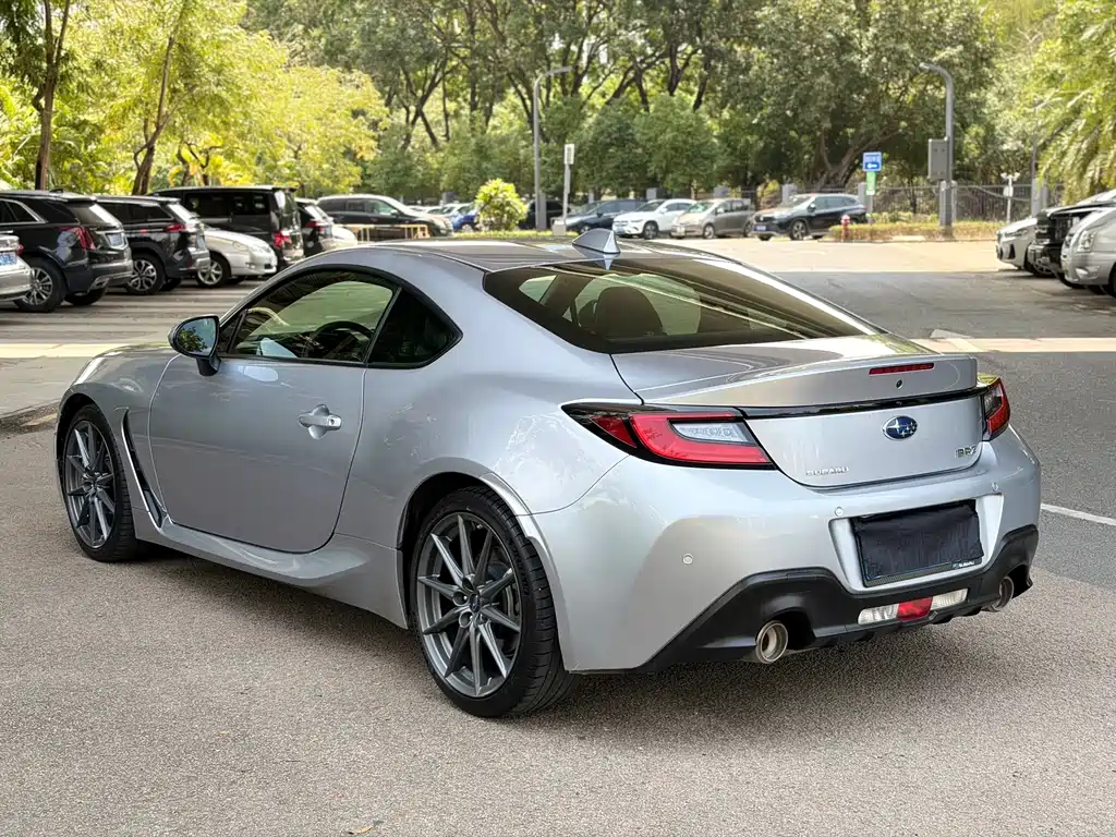 Subaru BRZ 2023 — фото 6