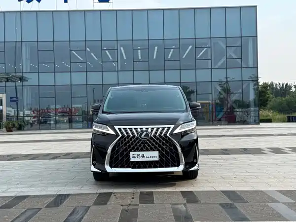 Toyota Vellfire 2019