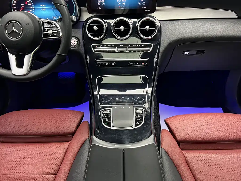 Mercedes-Benz GLC Coupe 2020 — фото 11