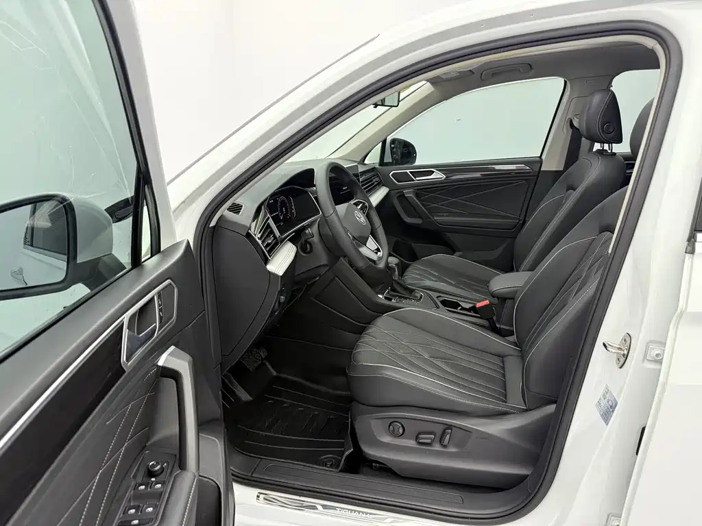 Volkswagen Tiguan L 2022 — фото 19