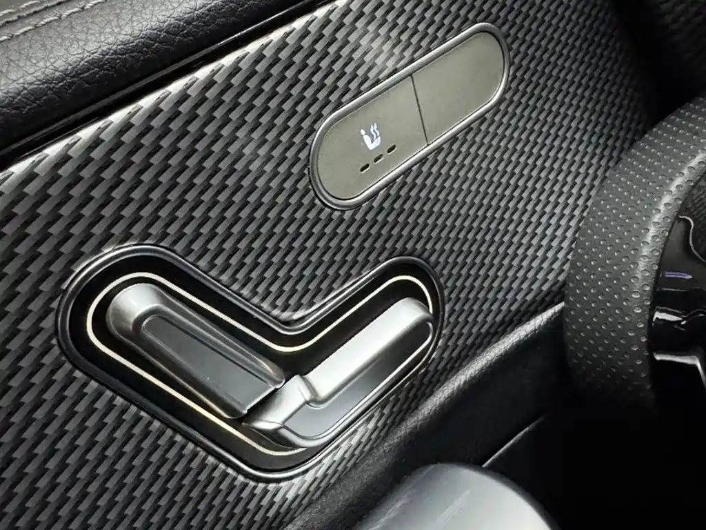 Mercedes-Benz A-Class 2023 — фото 14