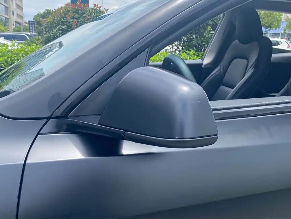 Tesla Model Y 2022 — фото 13