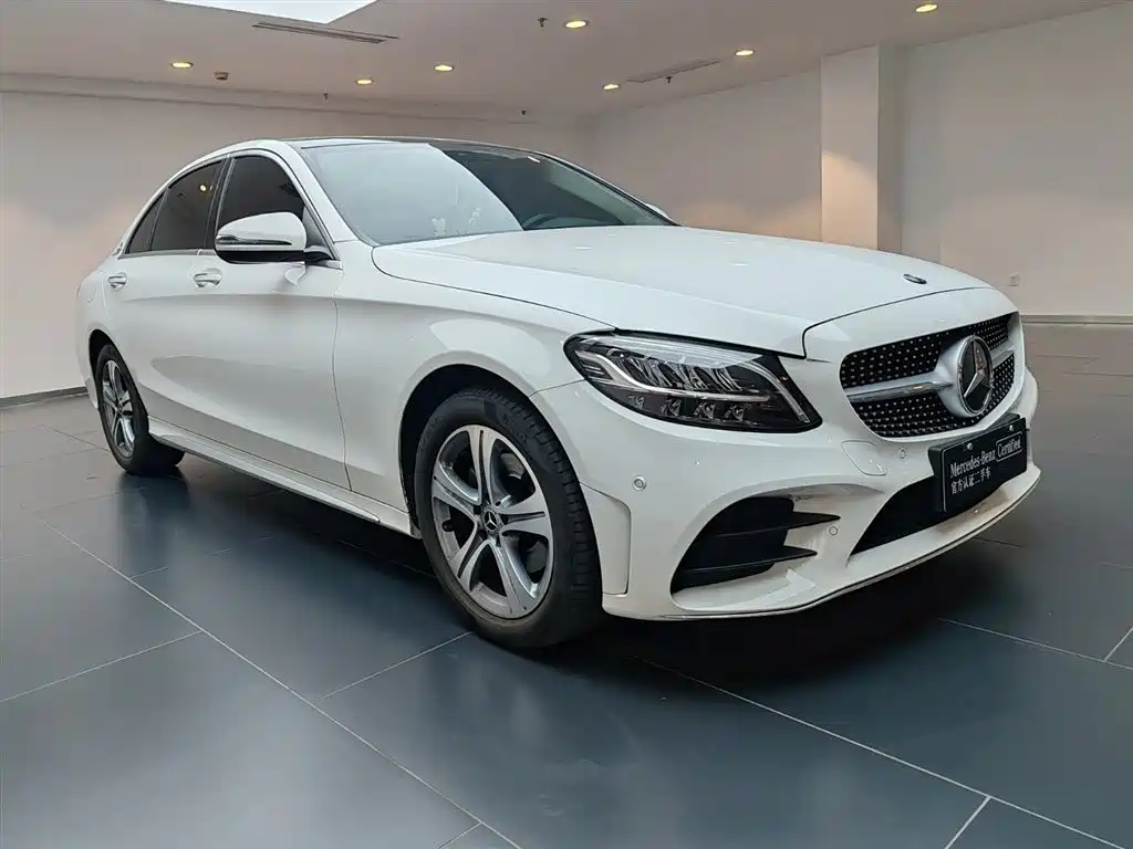 Mercedes-Benz C-Class 2021 — фото 2