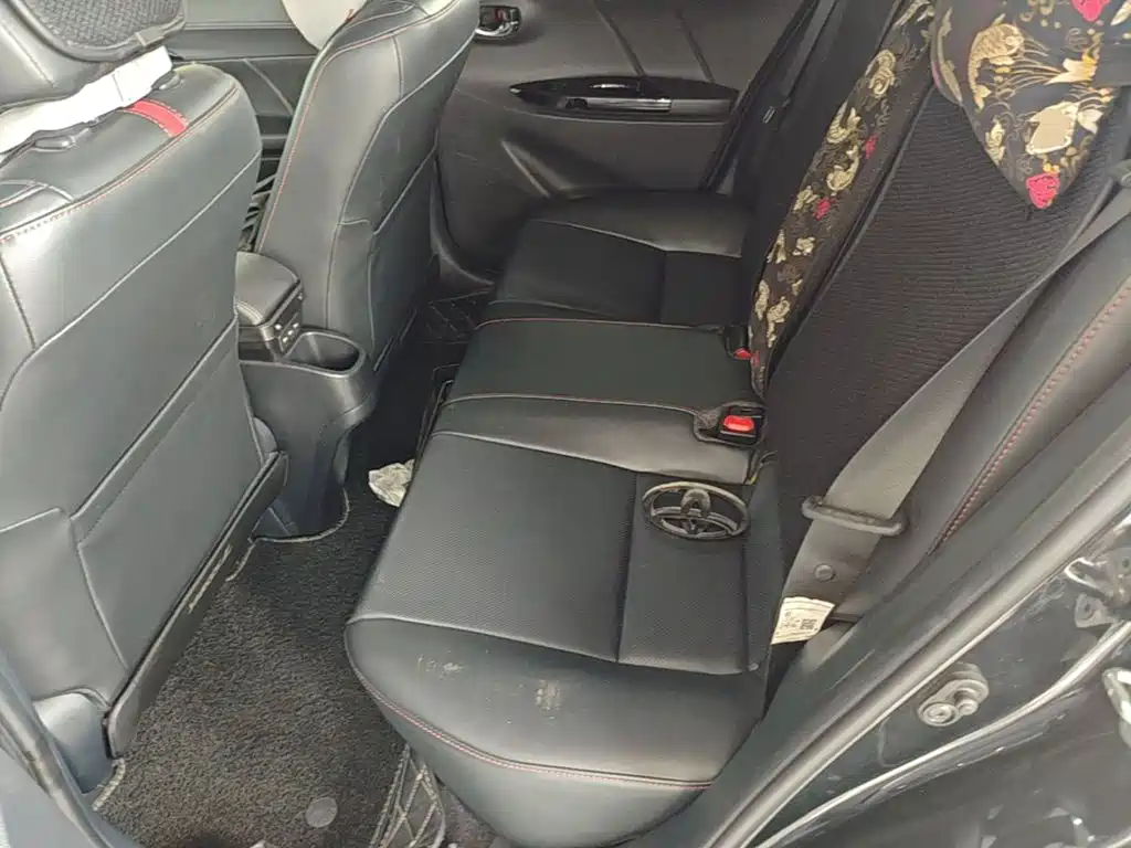 Toyota Yaris L 2021 — фото 17