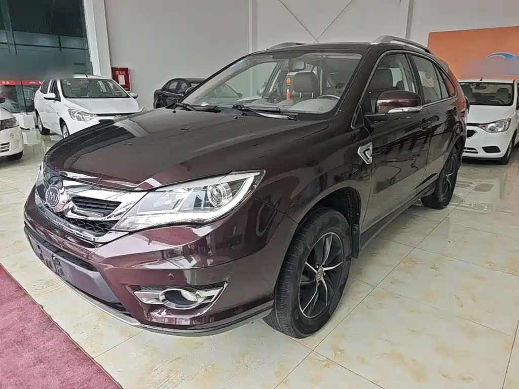 BYD S7 2015