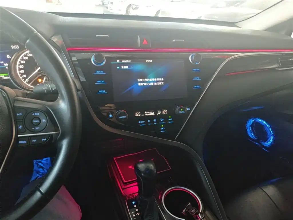 Toyota Camry 2020 — фото 13