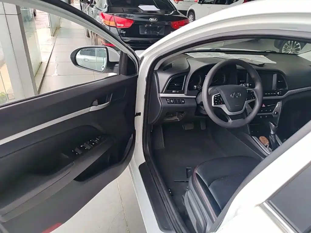 Hyundai Celesta 2018 — фото 16
