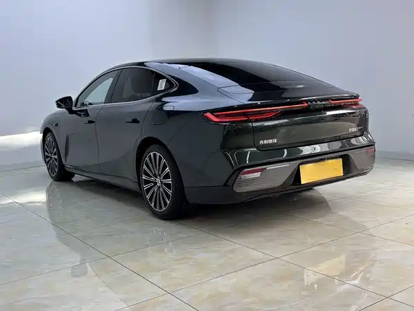Geely Galaxy Starshine 8 2025