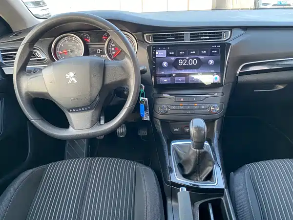 Peugeot 408 2014