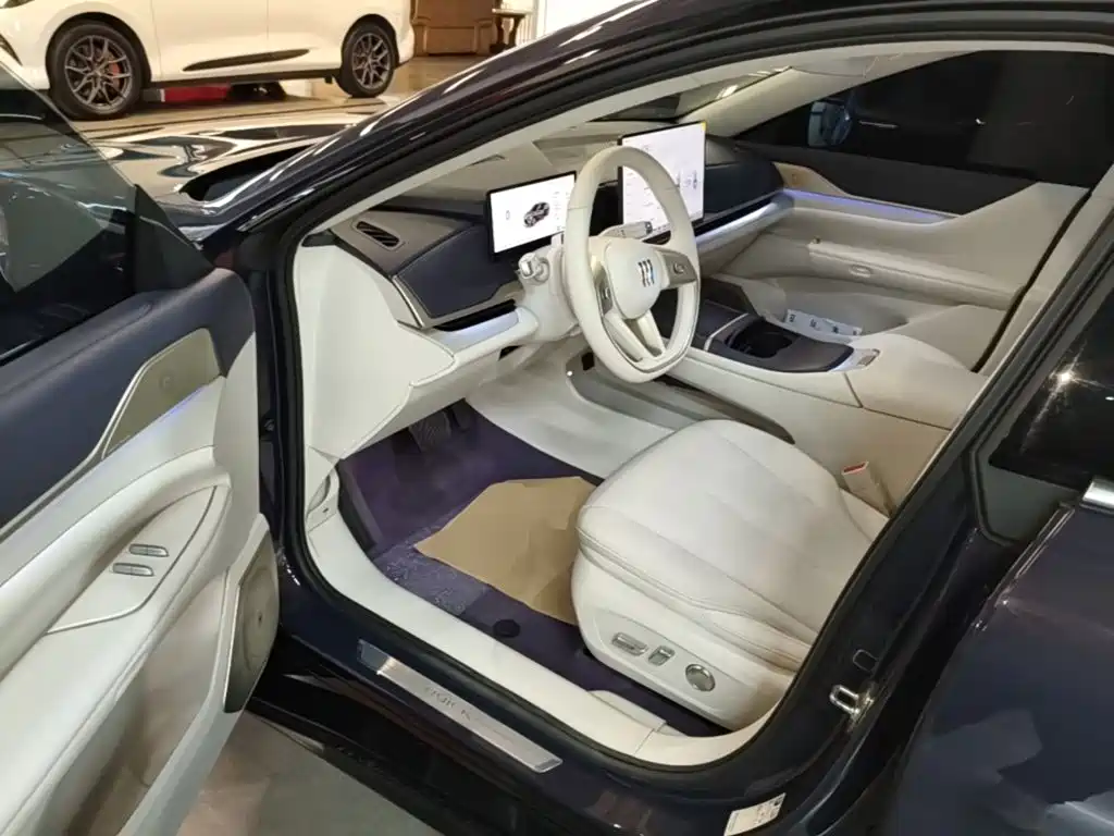 Buick Zhijing L7 2025 — фото 16