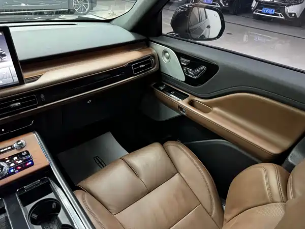Lincoln Aviator 2020