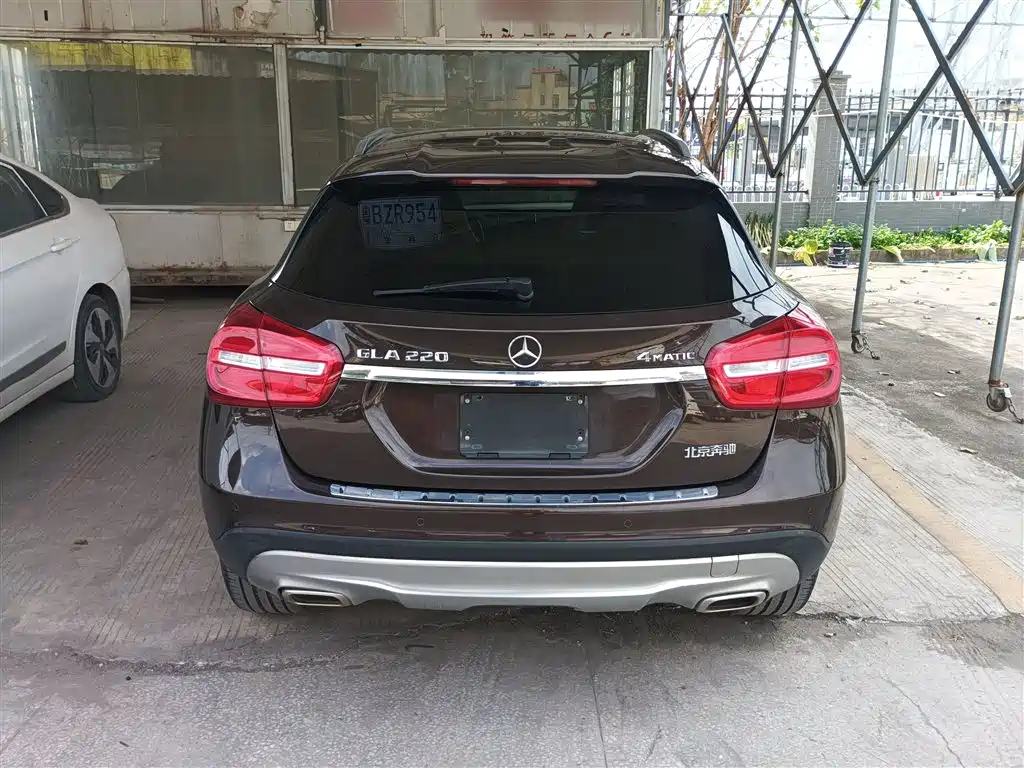 Mercedes-Benz GLA 2016 — фото 6