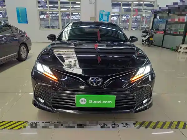 Toyota Camry 2021