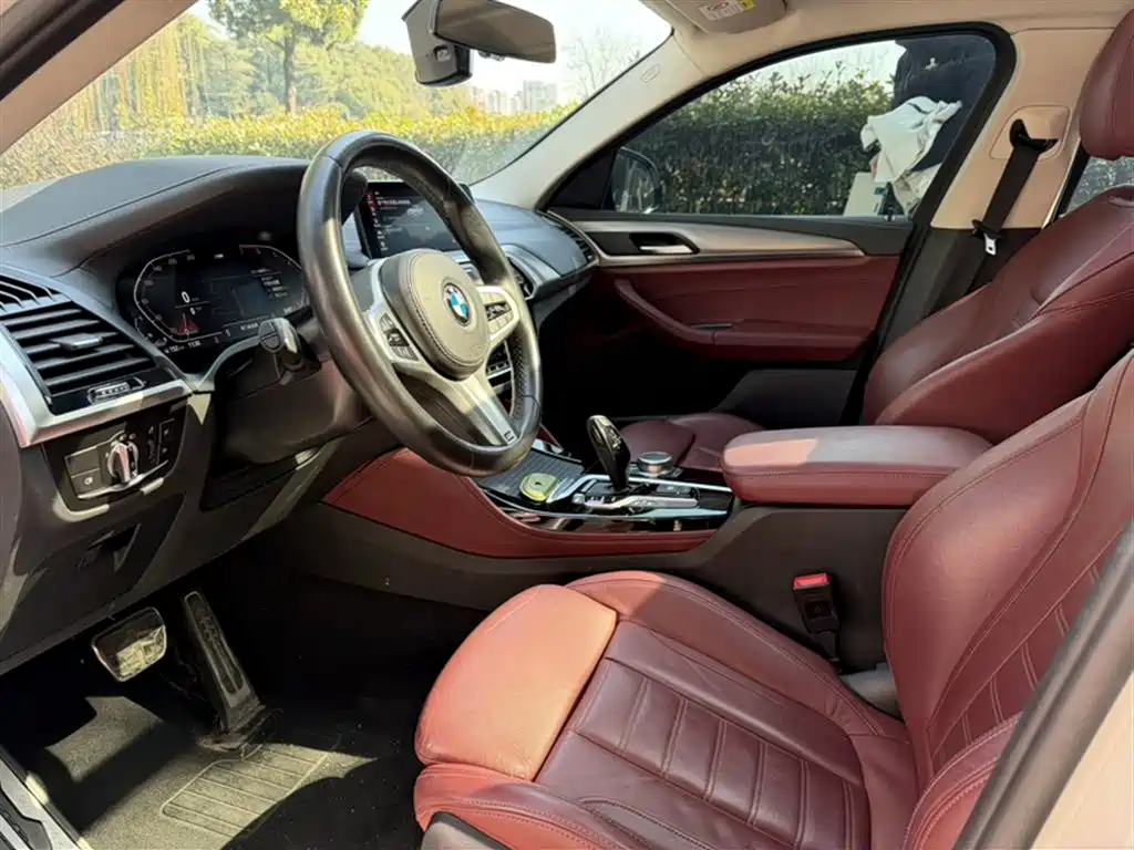 BMW X4 2021 — фото 14