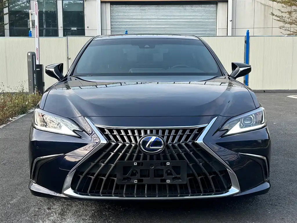 Lexus ES 2022 — фото 2
