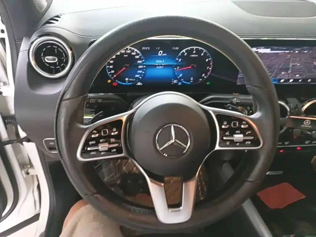 Mercedes-Benz GLA 2022 — фото 11