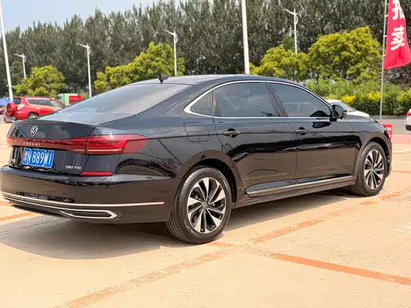 Volkswagen Passat 2022