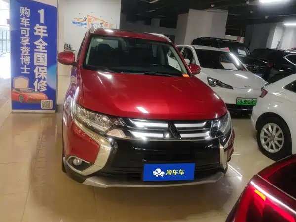 Mitsubishi Outlander 2016
